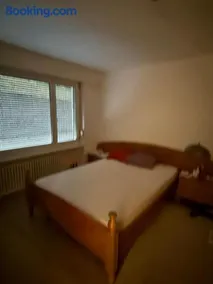 Eigenes Zimmer in einer geteilten Wohnung - Image 1