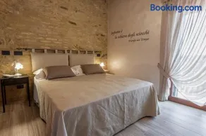 Borgo Petrarca - Image 3