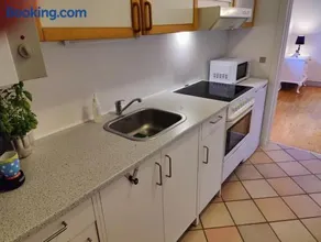 Guest house on farm in small village - Image 3