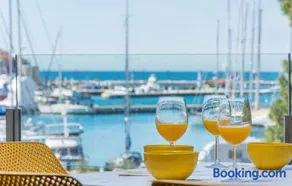 Luxury Apartments Novigrad - Image 2