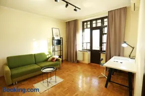 City Garden Apartments - Image 1