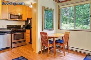 Woodland Home near Long Pond w/ Spacious Living Area, Full Kitchen & Deck - Image 3