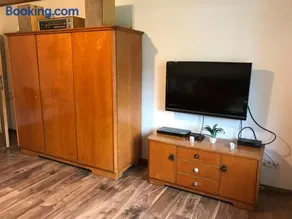 Helles Doppelzimmer im Untergeschoss mit Bad im Grünen nahe Potsdam - Image 3