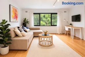 Coastal Stay - Image 1