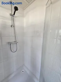 Chalet bij Opa en Oma, huiselijke gezelligheid in bosrijke omgeving! - Image 2