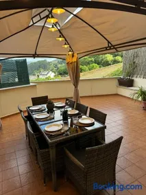 O Barqueiro- Fisher Village - Image 1