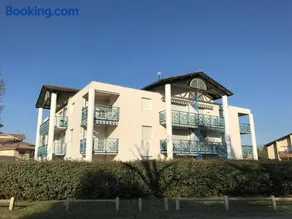 Appart Les Goélands piscine et jardin - Image 2