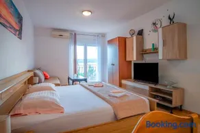 Apartments Lokva Beach - Image 3