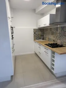 Cozy & Comfort Apartment - Image 2