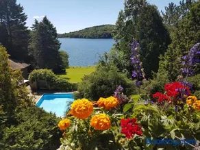 Private Guest Suite with 2 Rooms, Pool, Lake Access - Image 1