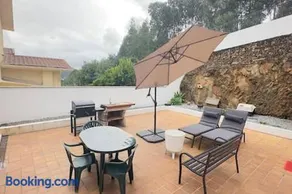 Charming 3-Bedroom House Rental in Trofa, Portugal - Image 1