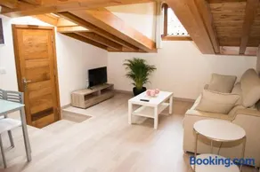 APARTAMENTOS RURALES El Llagar de Cue - Image 1
