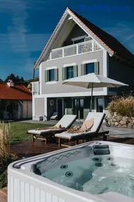 Lovassy Lodge Vendégház - Image 3
