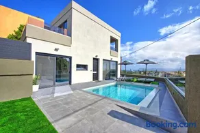 Villa Popi - modern villa with private pool by PosarelliVillas - Image 1