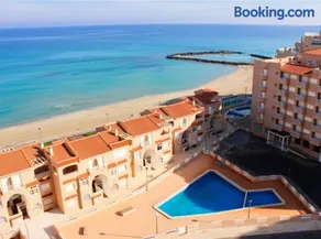 Apartamentos Copacabana Playa - Image 3