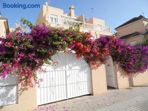 Villa La Zenia, Private pool, 10min walk to La Zenia Beach, for 6 people - Image 4