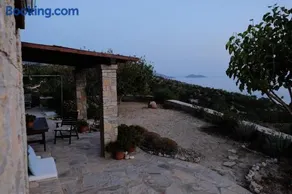 Oceanis cottage house - Image 2