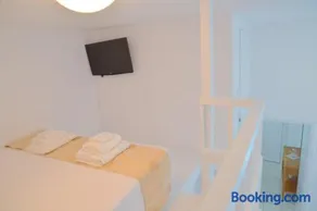 Victoria Apartement-Loft with amazing sea view in Adamas Port - Image 1