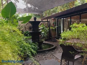 11th Street Bed and Breakfast - Image 4