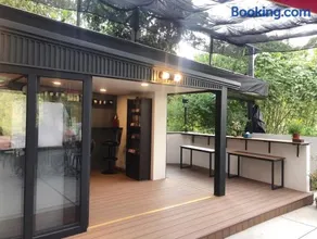 Look Tea House - Image 3