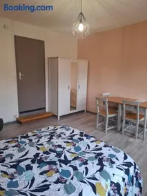 gîte l'œuf ou la poule, parking privé, sur domaine viticole - Image 3