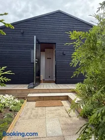 Charming Newly Built Cottage 300 M From Beach - Image 5