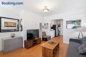 Golden Hill 1 bedrooms - Image 2