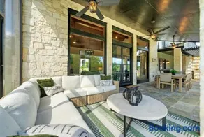 Waterfront Sleeps 16 Perfect for Family & Wurstfest - Image 2