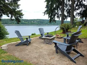 Bremerton Waterfront Views - Image 2
