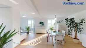 Lieblingsplatz Neusiedl Apartement - Modern Stylish Apartment - Free Parking Burgenland Card - 10 min to Designer Outlet Parndorf and Lake Neusiedl - Image 4