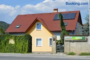 VIVARON Penzion & Bowling - Image 1
