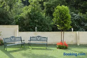 Serenity Manor - Image 1