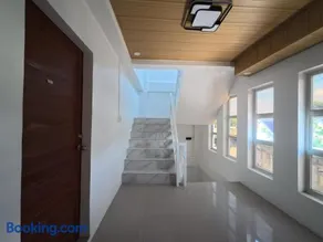 TravelNest Transient Inn Santa Rosa Laguna - Image 3