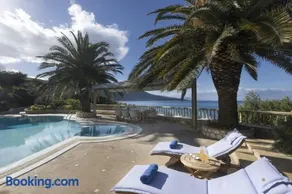 Villa Visanty with Private Pool & Access to Beach - Image 4
