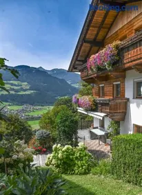 Ferienhaus Schneiderhäusl Zillertal - Image 2