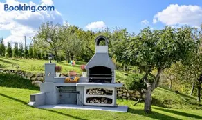 Odisea Hill House - Modern Holiday Home with swimming pool, sauna, jacuzzi, WiFi and 2 bedrooms, near Varazdin - Image 3