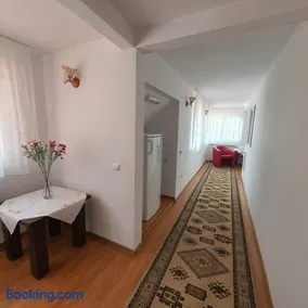 Apartament 3 camere strada Bailor Baltatesti - Image 3