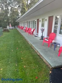 1848 Inn - Image 3