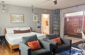 LA Huge Mid Century Guesthouse Patio LAX Beach - Image 3
