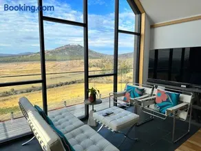 Sherwood Loves Tasmania - Image 5