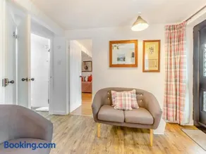 The Farmers Den - Image 4