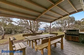 Silvertop Chalet - Image 2