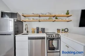 Sweet Nest Bluffton Cottage - Image 3
