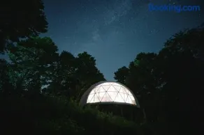 Asheville Luxury Glamping Dome - Mountain Views, and Hot Tub! - Image 1