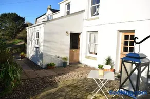 6 Trungle Terrace - Image 1