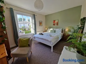 West Street Views #2 - Town centre apartment with professional home office - Image 5