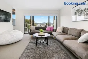 Boardwalk Villa - Image 1