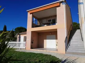 Superbe appartement dans résidence avec piscine - Image 1