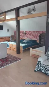 Apart - House - Image 3