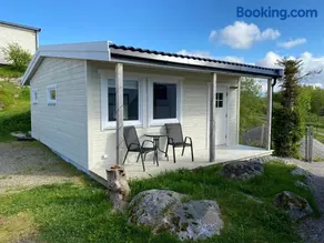 Feriehus med Sjøutsikt - Image 2